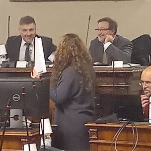 45a9c301-7e10-457e-b500-661157c5abfe