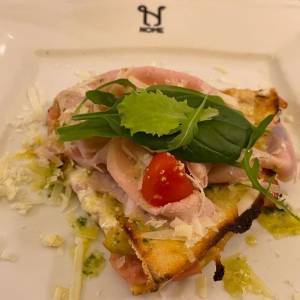 70cebba7-7e7d-4878-9755-3351fa32719f