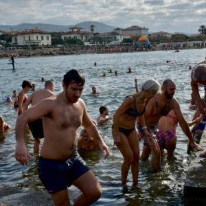 1770aa59-7fb7-41a8-8fca-83626c4f2997