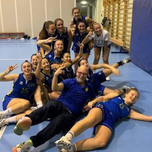 franceschini con le sue u17