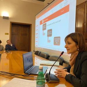 Presentazione La Piazza_1