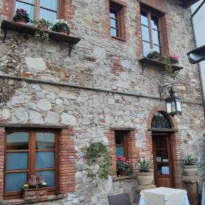 ca5a8b2b-b81b-4a4a-aa13-75f008d95c81