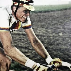 27. in azione in maglia di leader di Coppa del mondo al Fiandre