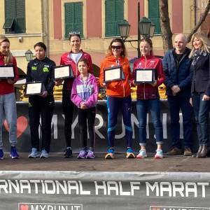 il podio della mezza 2 perle