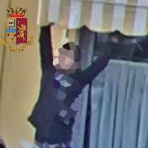 8a4181e2-45ab-4936-8f86-22e2270120eb