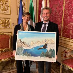 f395e94b-b2f3-4daa-8373-f24e0dc38aed