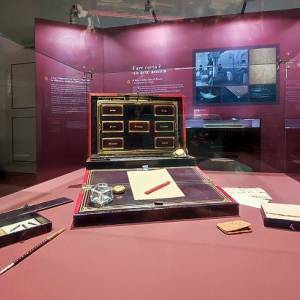 Le lettere di Elisa Lucca Complesso San Micheletto 7 aprile- 21 maggio 2023 - nécessaire da scrittura di Maria Luisa d'Austria