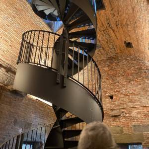 a9e2c646-2aa4-4b66-b40b-a8ba751d3403