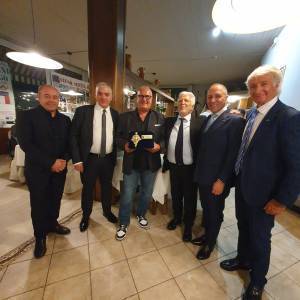 6b4329eb-908d-4f5c-ad11-d17c25227c3f