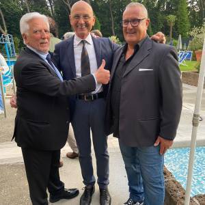 fa634599-e442-4376-acde-f89acc885c8e