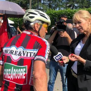 20f94282-f6bd-45ad-a0b3-cdfdb49290b0