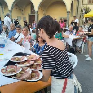 356485878_856429965918405_325939358939663025_n