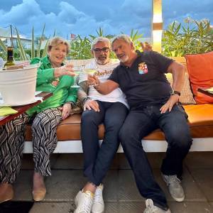 305d716c-c43b-4303-88bc-c7b5a29a6f65