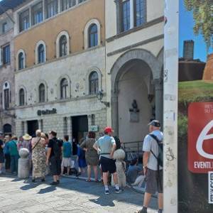 agosto turismo lucca