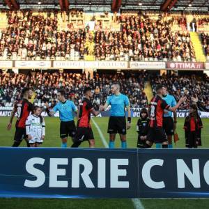 9f8e2704-a542-4069-b55e-f7987413b8f0