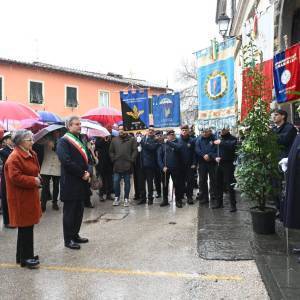 deposizione corona real collegio 2 febb24