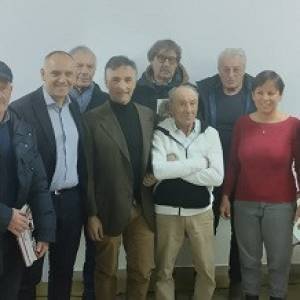 f7cb6e34-1cb0-4f8b-bbe1-2c510fc60661