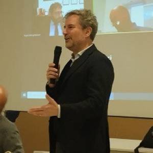 d94584d2-901f-448e-9e13-f669f8d7b544