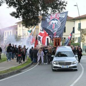 8e1c55d9-4392-40b5-8128-7a450daca390