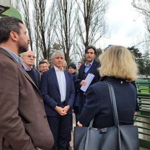 0025cef8-8f4f-4bad-96fb-97c6ee375e03