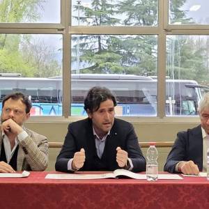 3d4c3201-56b8-4a47-bc7d-9bbcd6f86e46