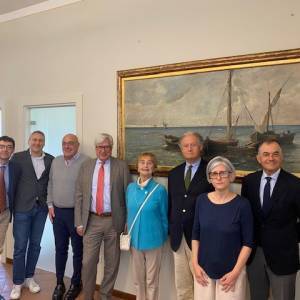 Foto atto centro arti. I presidenti Bertocchini e Fontana con  i membri del nuovo CDA, Paolo Bolpagni, il notaio Luca Nannini e i testimoni presenti all'atto.