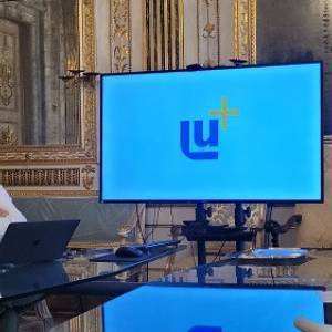 a00d428d-a635-4642-8394-f85e1f9f6463