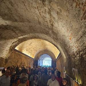 ea0b703f-e674-44bf-ad64-24886e962e58