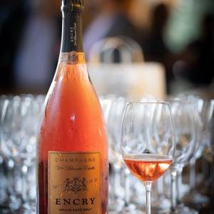 29d06d8c-e7e5-4183-8842-7260e6112407