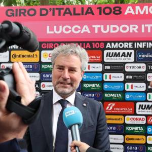 222f5388-56a2-43dc-a6eb-2496f26c83cd