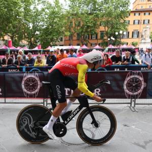 51c112ee-4579-4675-8072-403dca9cbe2c