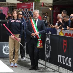 97614ceb-06ab-427b-b55d-7ed25825d043