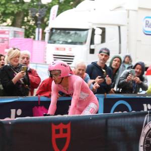 a2aa3728-4aae-4fee-8576-222f75b8cd9e