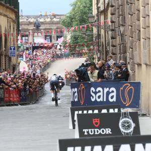 b5e18b4f-ae33-4c34-b8ae-4a72db23d0dc