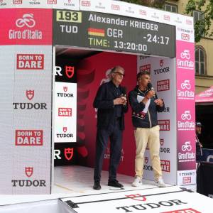 e4764265-9857-4f90-b030-0c26b4d9dc23