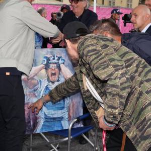 f568b486-94b7-4134-b57b-c444b9069852