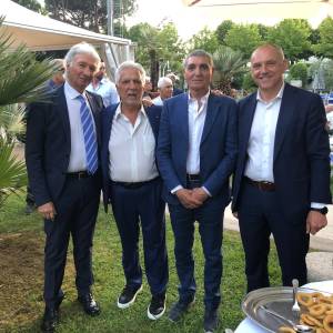 fe103deb-a931-483e-a20b-d318a3fde1cd