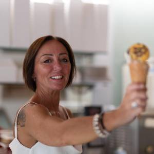 04e930f5-48c2-4c72-b626-95787ce44a48