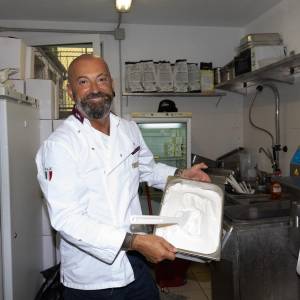 511dace2-82ca-4944-98f9-58caee2d04cd