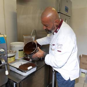 7de76818-6801-4cbb-873d-31408dcd3b37