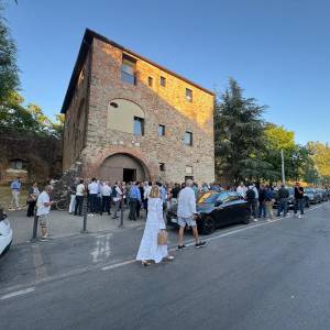 2b2d2caa-094b-414c-bfd3-7d2508eb58e4