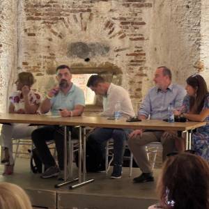 2f3aae75-3b64-4bea-a210-fe72df6e8383