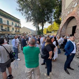 af794308-d29a-4e6a-b3df-a4472d78bf91