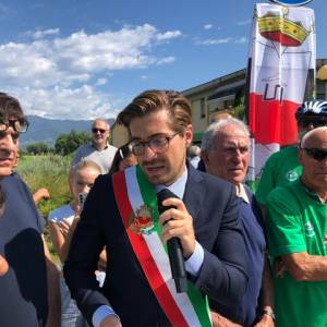 b7cd05f2-e9ef-4c35-be97-3273699e59da