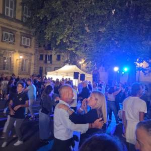 f7115959-60c3-4d57-8509-04a088eb01a0