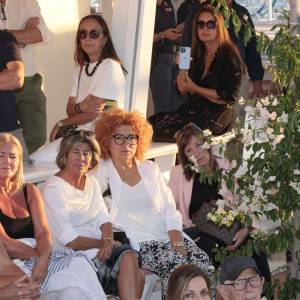 2ec42c63-9632-4dc8-bc1f-7688bb580a12