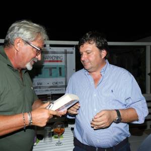 945ccfc3-12f1-462d-a0c0-837514e173aa