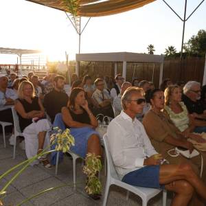 e7ce364b-6a2d-41bd-a904-56348b06934c