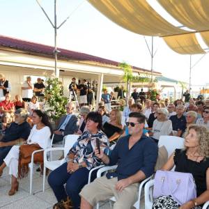 f12c0a7a-cfd7-4d72-b337-00d1f05193d7