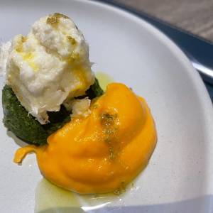 b171f022-697b-49ef-8f27-4b8bfa8029a2